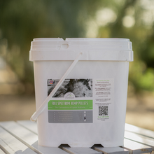 Load image into Gallery viewer, CBD for Horses | Full Spectrum Hemp Pellets for Horses